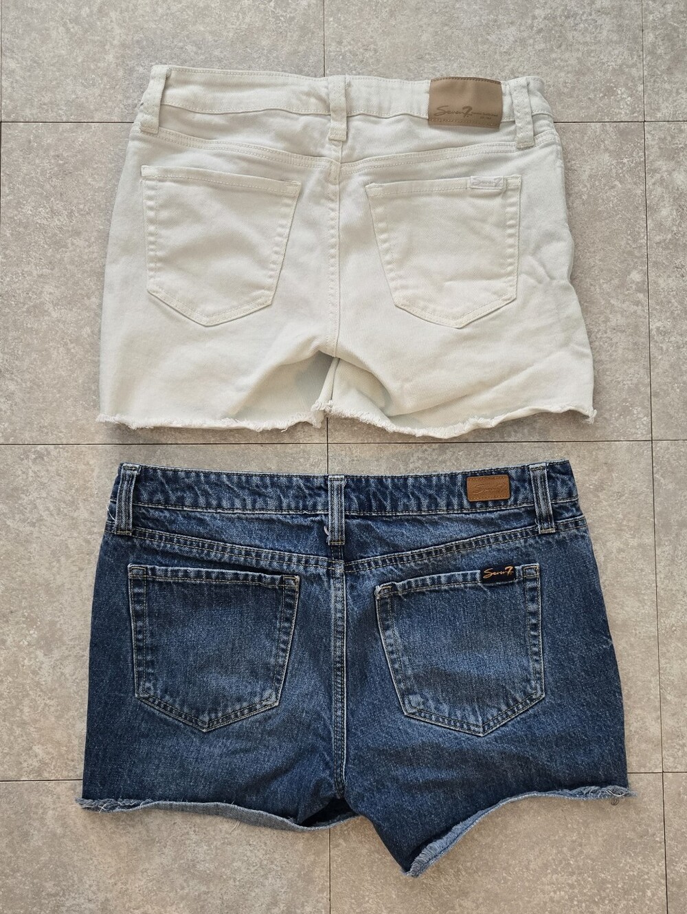 Seven7 Shorts Bundle - Picture 2 of 4